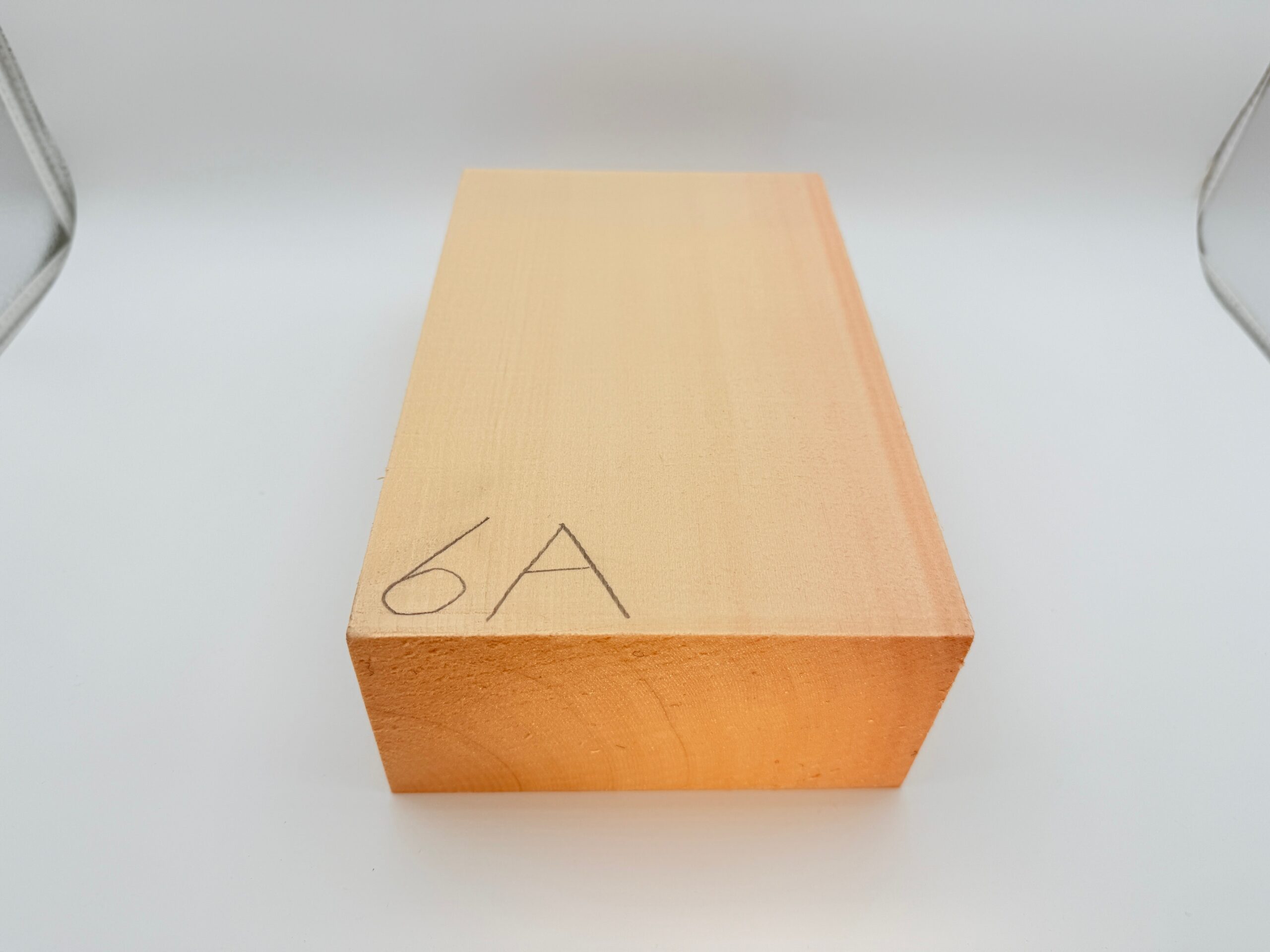 木曽檜 能面用材 最上級柾目【6号A】 23×7.5×14.5cm